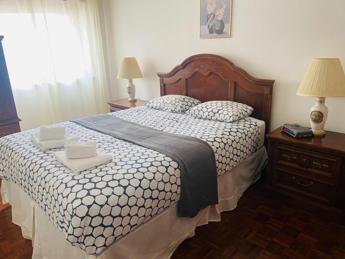 Swordfish Beach House Peniche Buitenkant foto